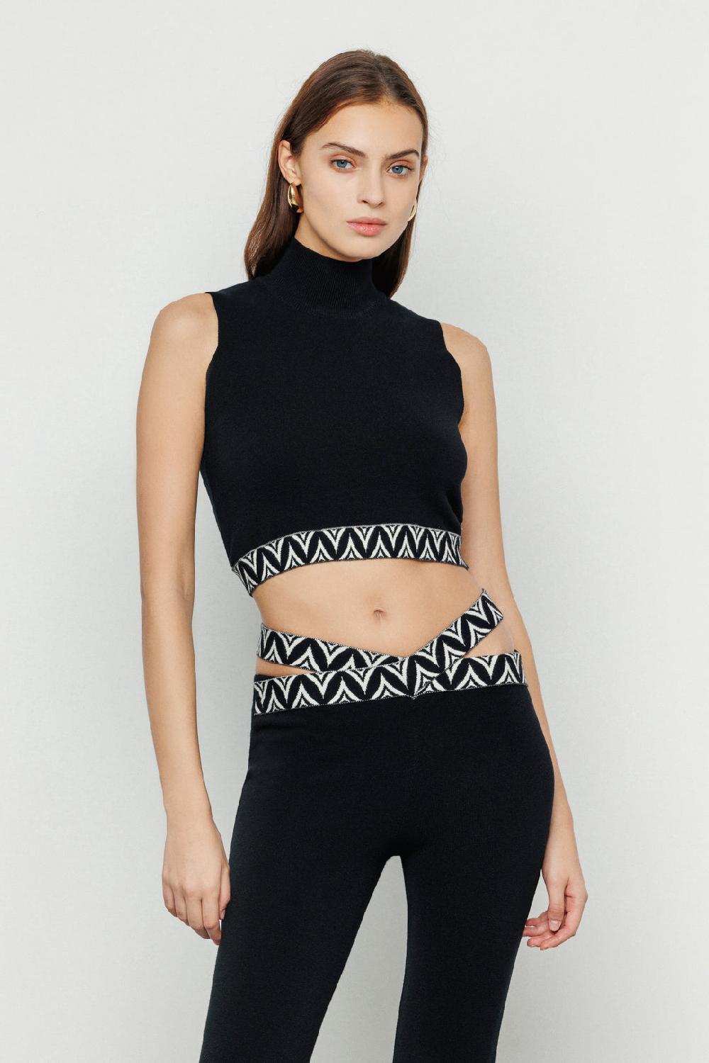 Akep CROP TOP CON ORLO SUL FONDO IN JACQUARD Saldi
