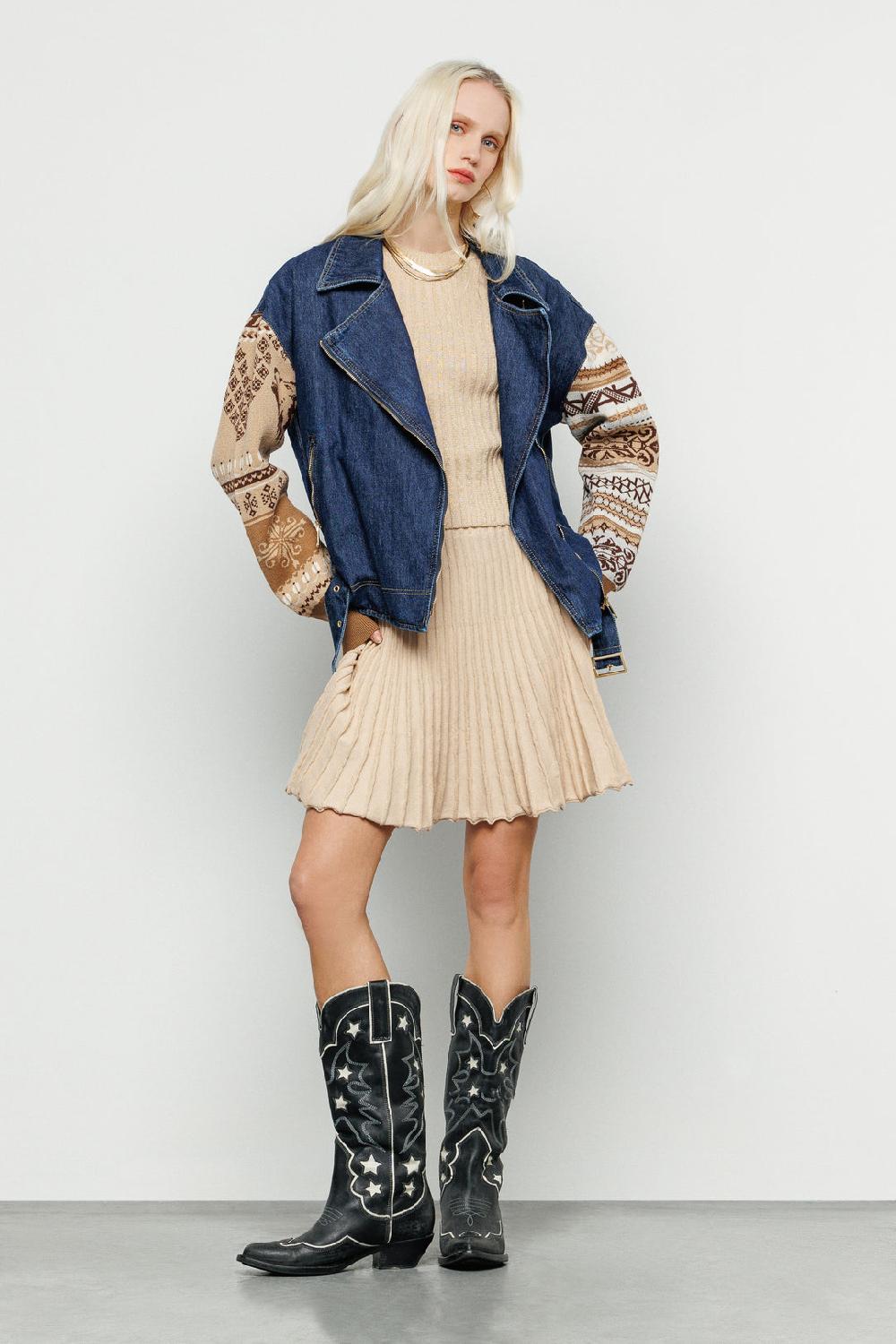Akep GIACCA CHIODO AKEP IN DENIM CON MANICHE IN MAGLIERIA 2025