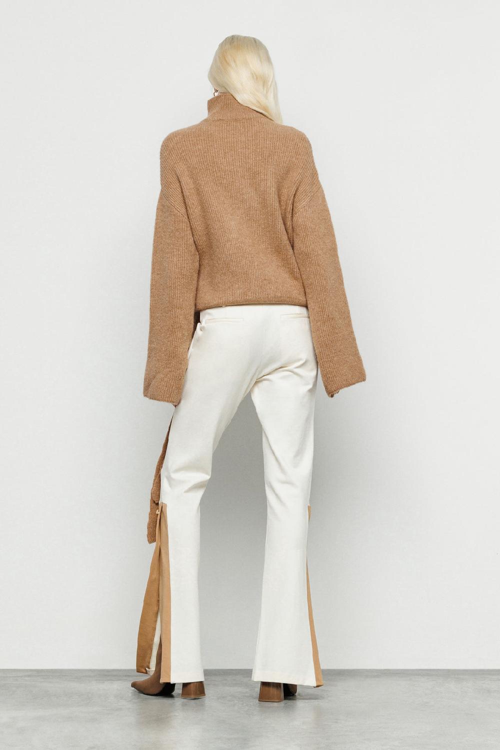 Akep PULLOVER AKEP A COLLO ALTO CON FUSCIACCA LATERALE Prezzo Ridotto