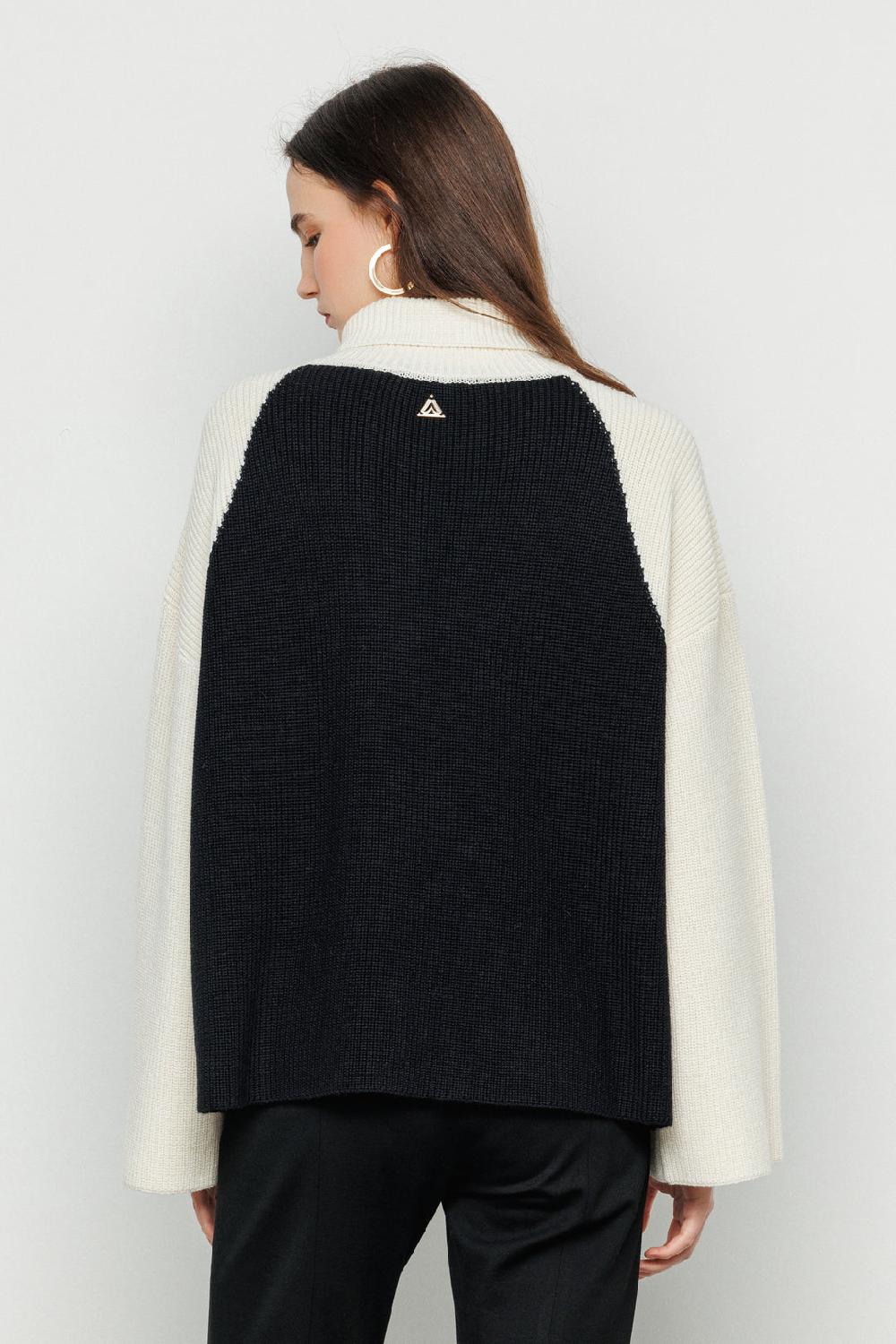 Akep PULLOVER AKEP BICOLOR A COLLO ALTO Convenienza