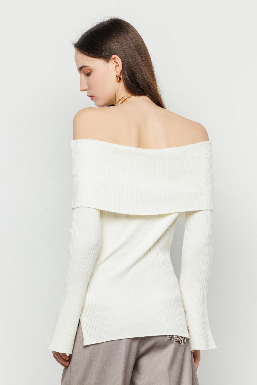 Akep PULLOVER AKEP SCOLLO BARDOT CON BOTTONI LOGATI Online
